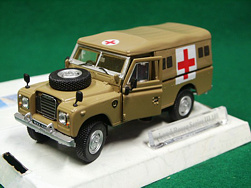 Land Rover Series III, Ambulance; Hongwell; 1:43