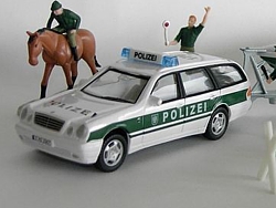 Mercedes-Benz E-Klasse Estate Polizei D